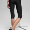 16'' High-Waist Airlift Capri – svart