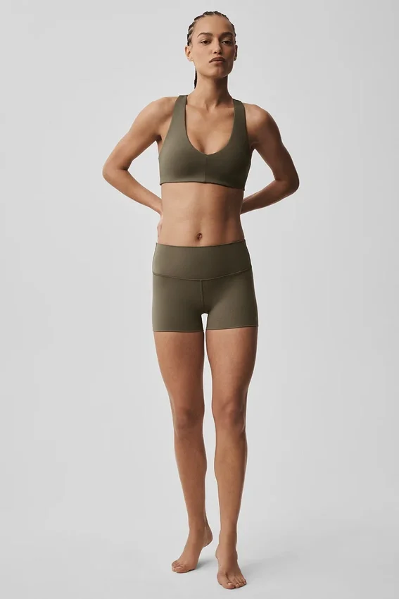 3" Alo Softsculpt High-Waist Precision Shorts – oliventrær