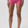 3" Alo Softsculpt lavt sittende shorts med brettet linning – Paradise Pink