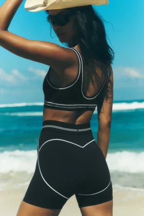 4" Airbrush-shorts med High-Waist og hjerteprint – svart/hvit