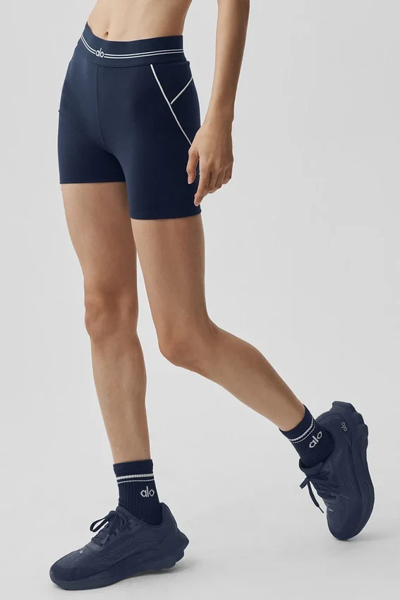 4" High-Waist Airbrush Heart Throb Shorts – Navy/hvit