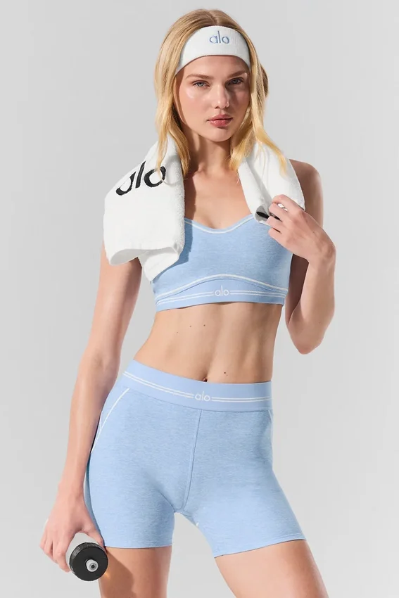 4” High-Waist Alosoft shorts med hjerteprint – Seashell Blue Heather/White