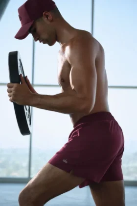 5" Adapt løpeshorts – burgunder
