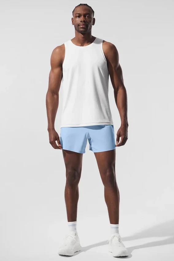 Conquer Tank – hvit