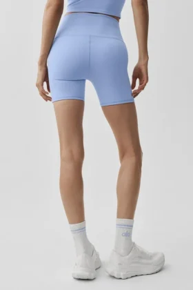 5″ Airbrush-shorts med High-Waist – lys Provence-blå