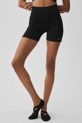 5″ sømløse ribbede Favorite-Shorts – svart