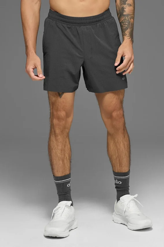 5" Traction Shorts – antrasitt