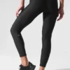 7/8 High-Waist Airlift Legging – svart