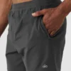 7" Conquer React Performance Shorts – Anthracite