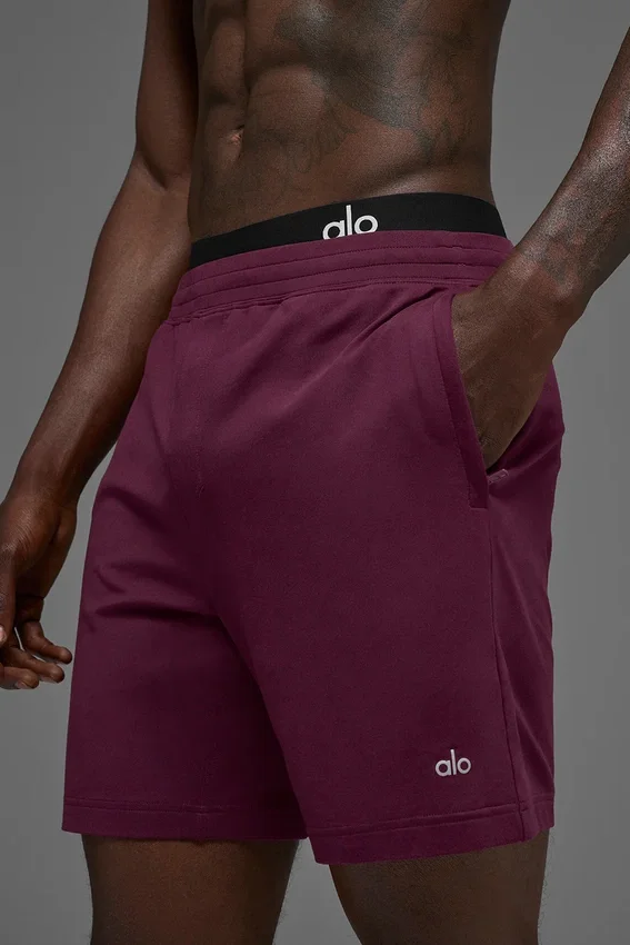 7" Conquer React Performance Shorts – Burgundy