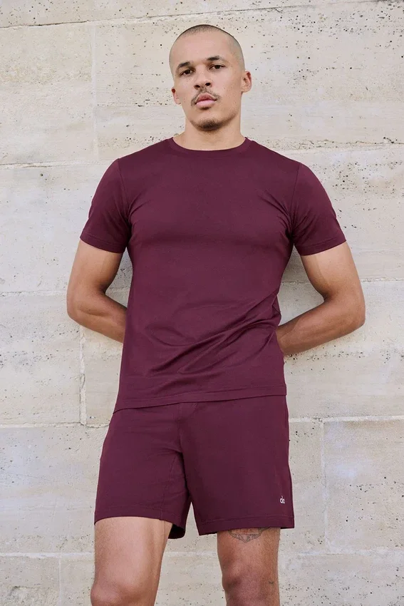 7" Conquer React Performance Shorts – Burgundy