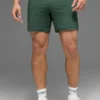 7" Conquer React Performance Shorts – Clover Green