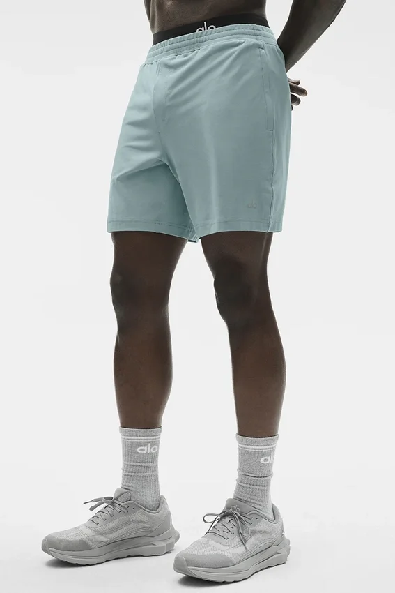 7" Conquer React Performance Shorts – Desert Sage
