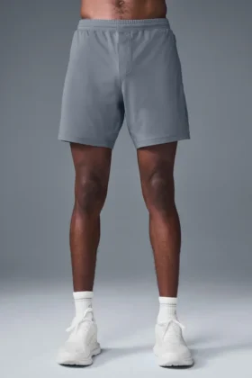 7" Conquer React Performance-shorts – stålgrå