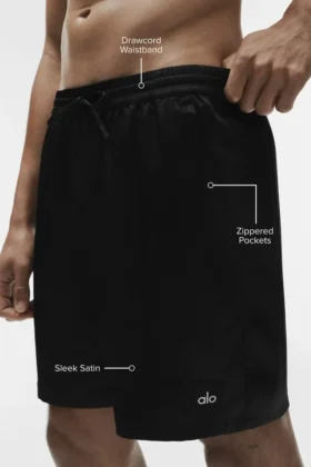 7″ Satin Horizon-shorts – svart