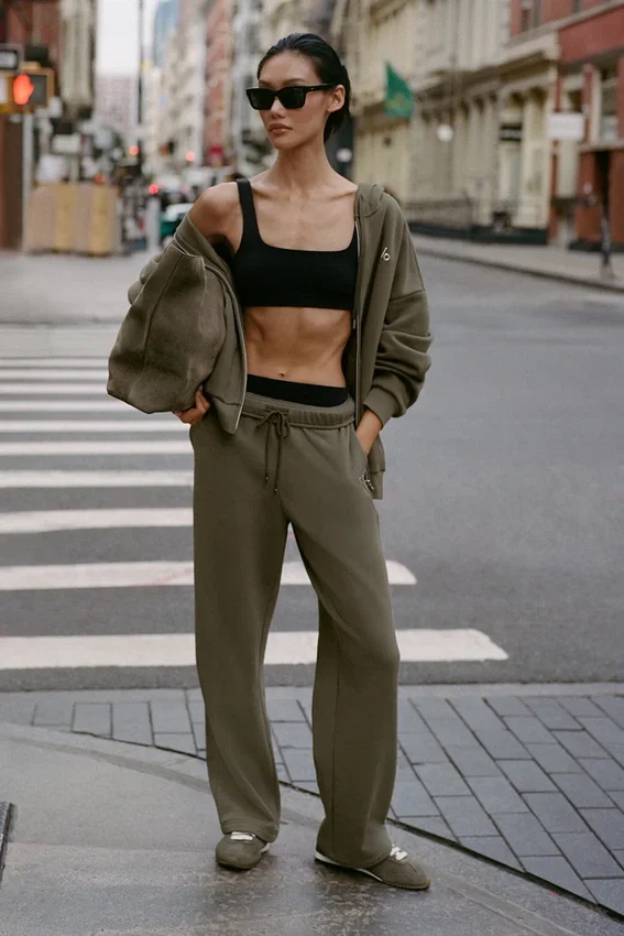 Accolade joggebukse med rett ben – Olive Tree