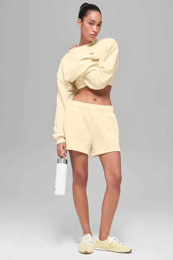 Accolade Shorts – Candlelight Yellow