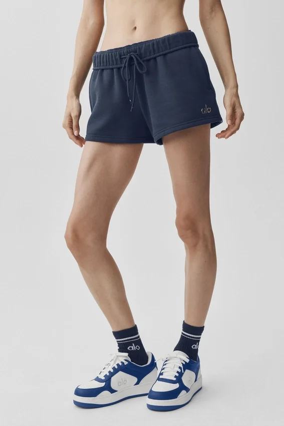 Accolade Shorts – Navy
