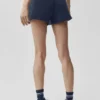 Accolade Shorts – Navy