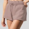 Accolade Shorts – Taupe