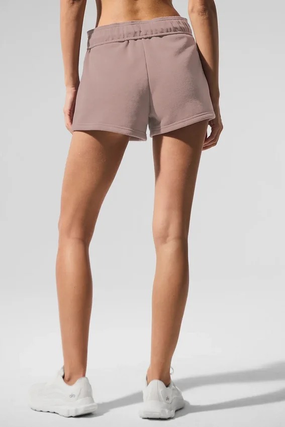 Accolade Shorts – Taupe