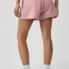 Accolade Shorts – Vintage Pink