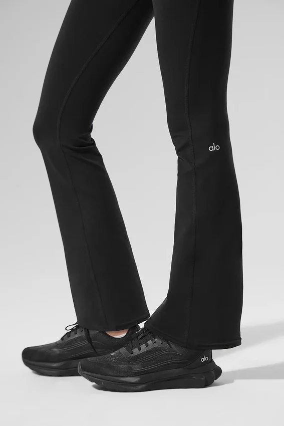 Airbrush High-Waist 7/8 Bootcut Tights – svart