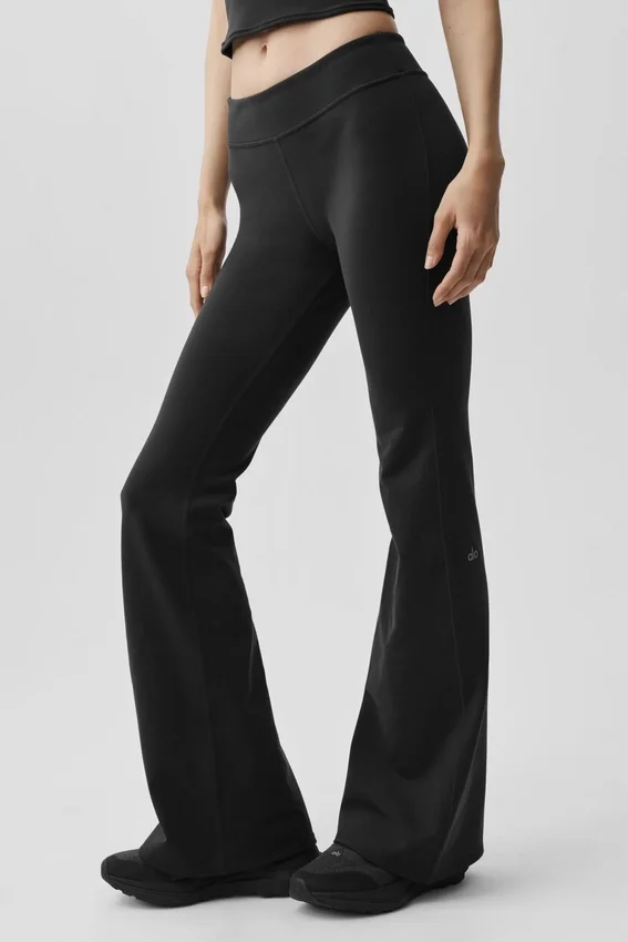 Airbrush Legging med lav midje og bootcut-ben – svart