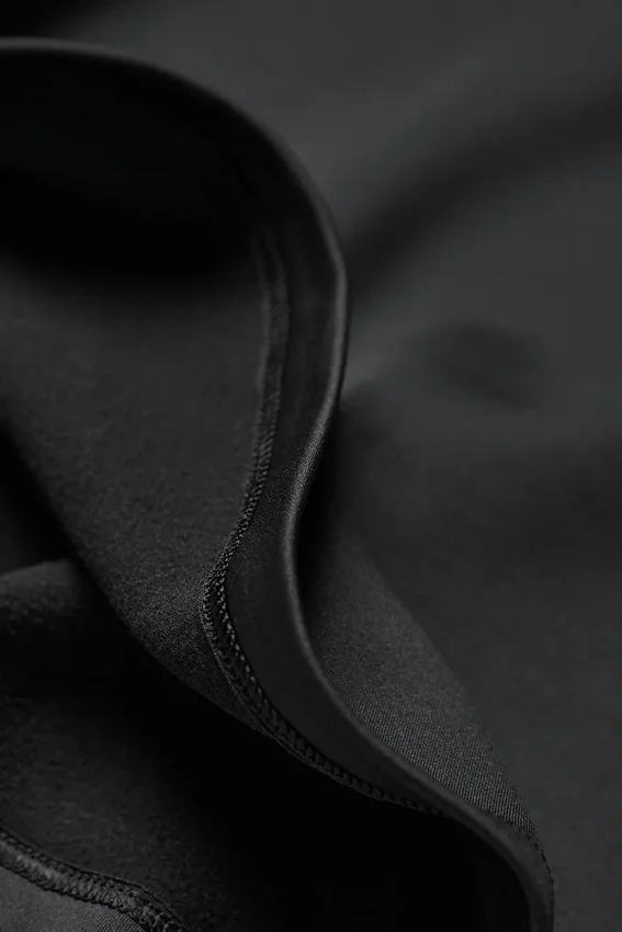 Airlift Winter Warm Runner med hette – svart
