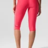 Airlift High-Waist Capri-bukser med superelegant kontrast – Candy Red/White