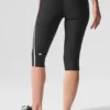 Airlift High-Waist Super Sleek Contrast Capri – svart/hvit