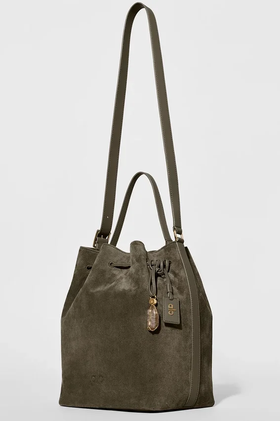 Alo Balance Bucket – oliventrær-suede
