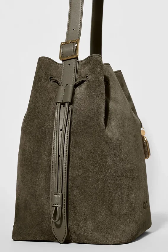 Alo Balance Bucket – oliventrær-suede