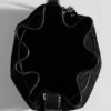 Alo Balance Bucket – svart semsket skinn