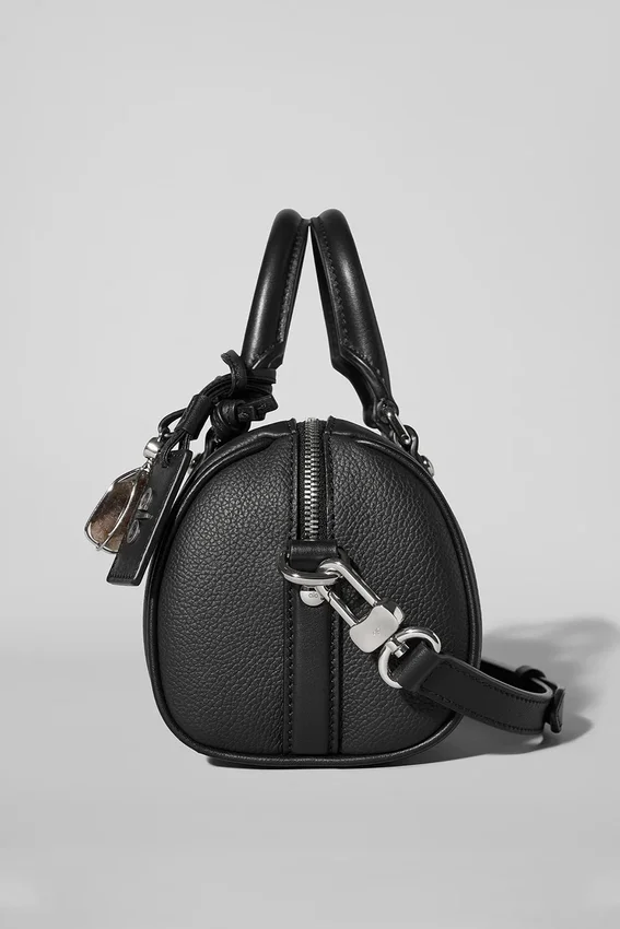 Alo Mini Voyage – svart skinn