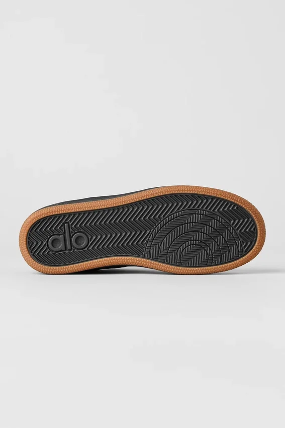Alo Recovery Mode Sneakers – Black/Gum