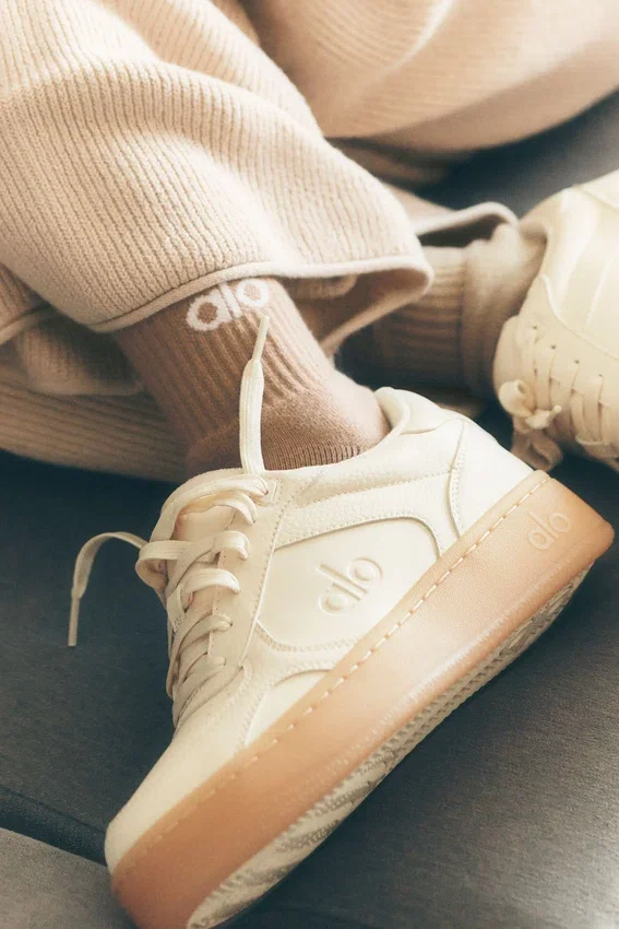 Alo Recovery Mode-Sneakers – Clay