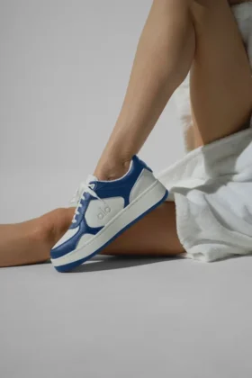 Alo Recovery Mode Sneakers – marineblå/hvit