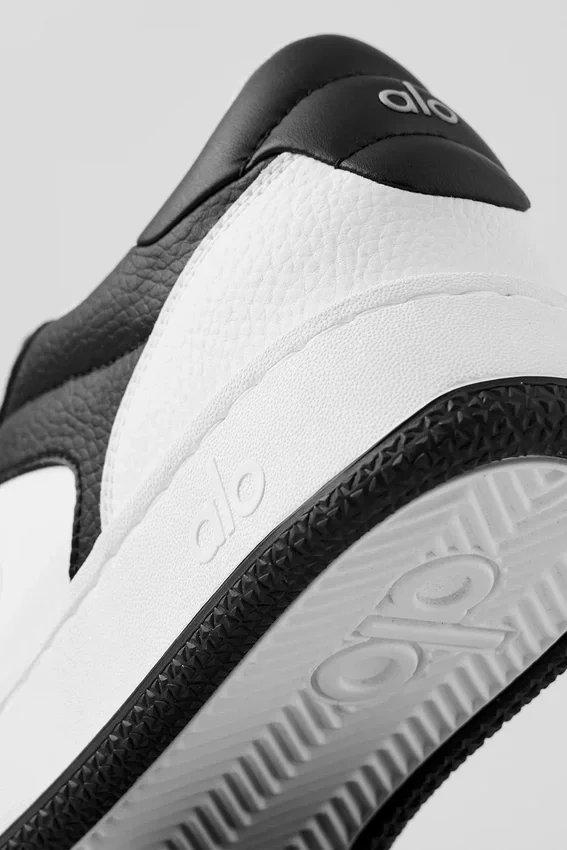 Alo Recovery Mode-Sneakers – svart/hvit