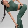 Alo Softsculpt 7/8 tights med brettet linning og utvidet ben – kløvergrønn