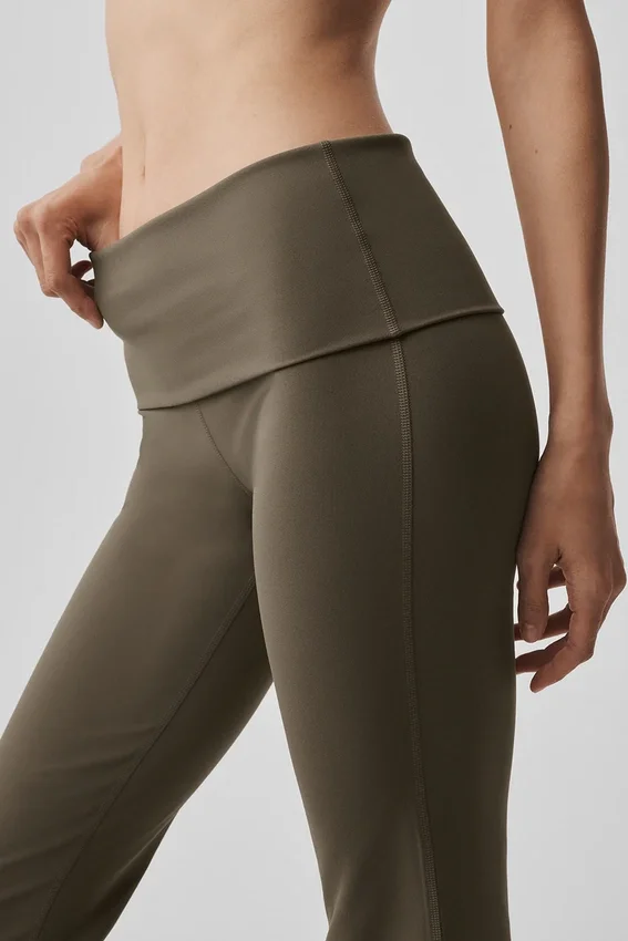 Alo Softsculpt 7/8 tights with a folded edge and widened leg – Olive Tree