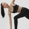 Alo Softsculpt Amp It up-BH – svart