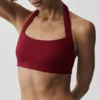 Alo Softsculpt Feel the Heat halterneck-BH – Summer Romance Red