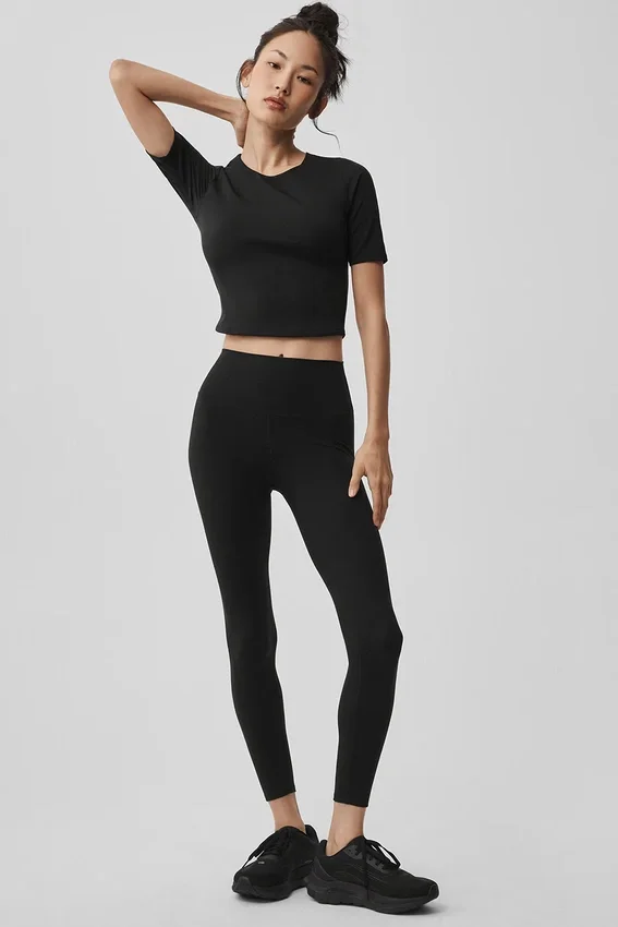 Alo Softsculpt Precision halvermet T-skjorte – svart