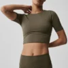 Alo Softsculpt Precision T-skjorte med halve ermer – Olive Tree