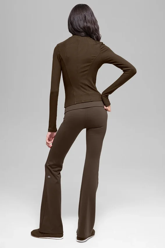 Alo Softsculpt tights with a folded lining and expanded leg – Espresso