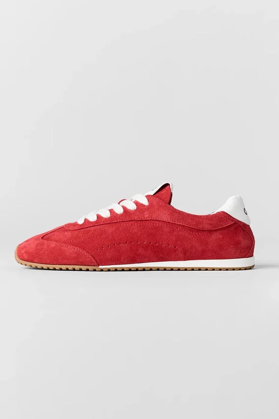 Alo Sunset Sneaker – Candy Heart Red