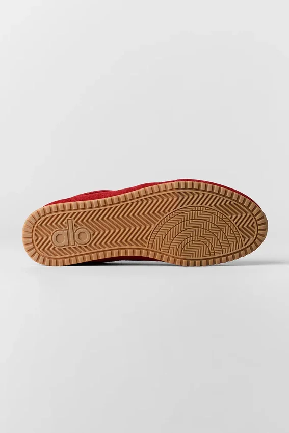 Alo Sunset Sneaker – Candy Heart Red