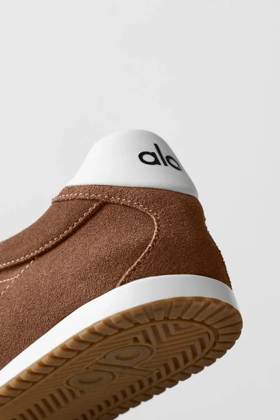 Alo Sunset Sneaker – Rich Sun Kissed Brown