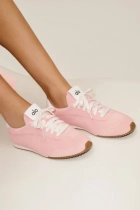 Alo Sunset Sneakers – solkysset rosa